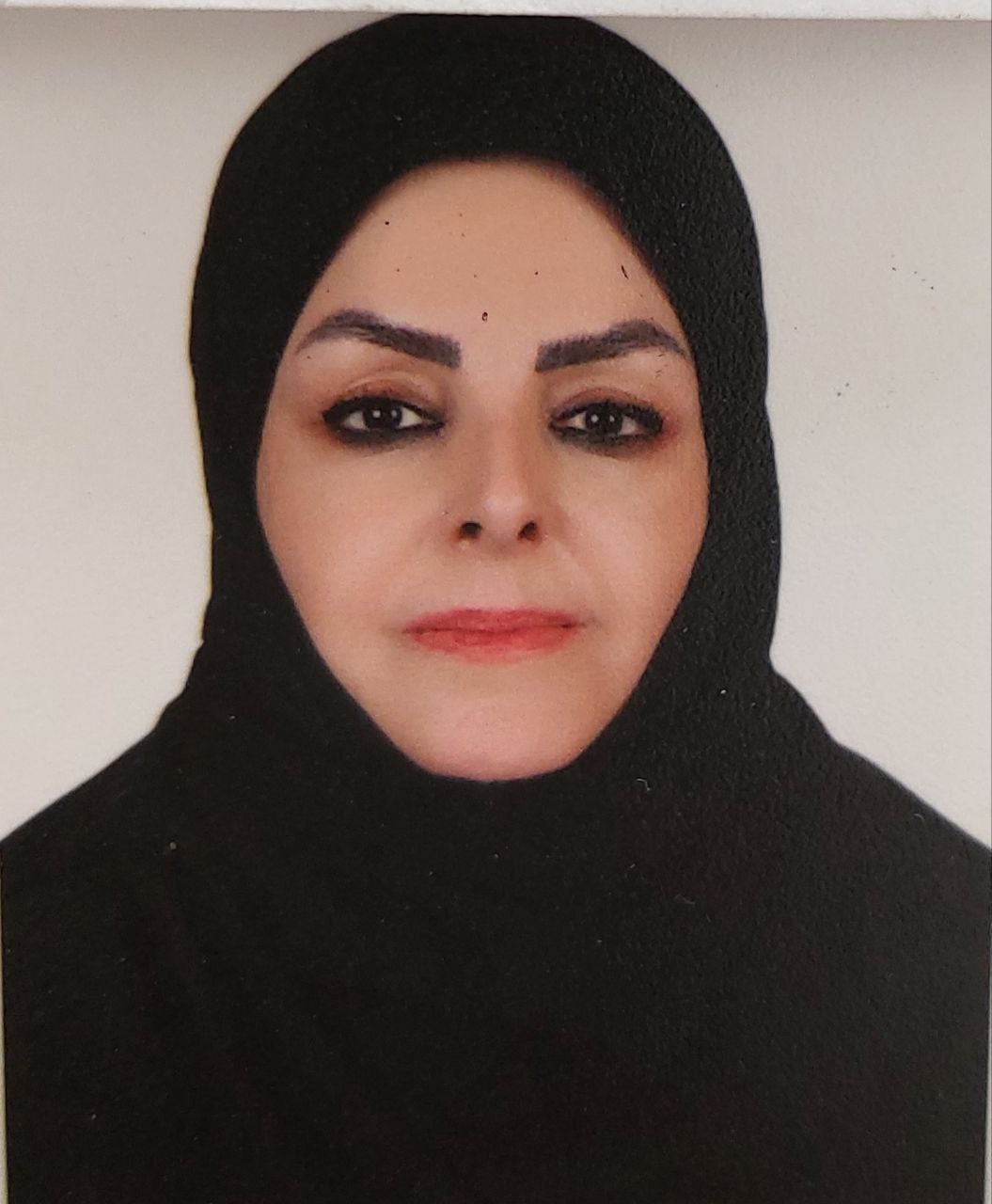 خانم الهام صادقی